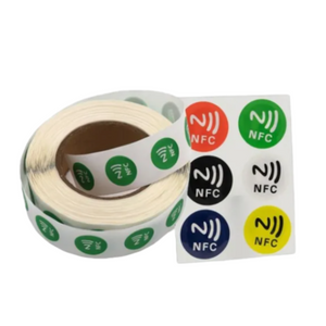 شعار مخصص قابل للطباعة 13.56MHz السلبي RFID TAG NTAG213 /NTAG215 /NTAG216 ملصق NFC قابل للبرمجة